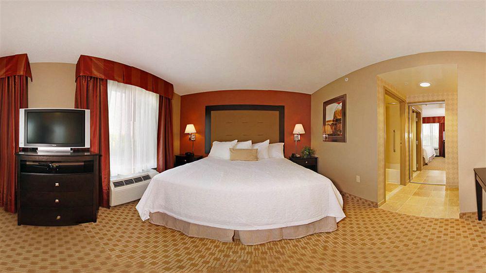 Hampton Inn & Suites Herndon-Reston Екстер'єр фото