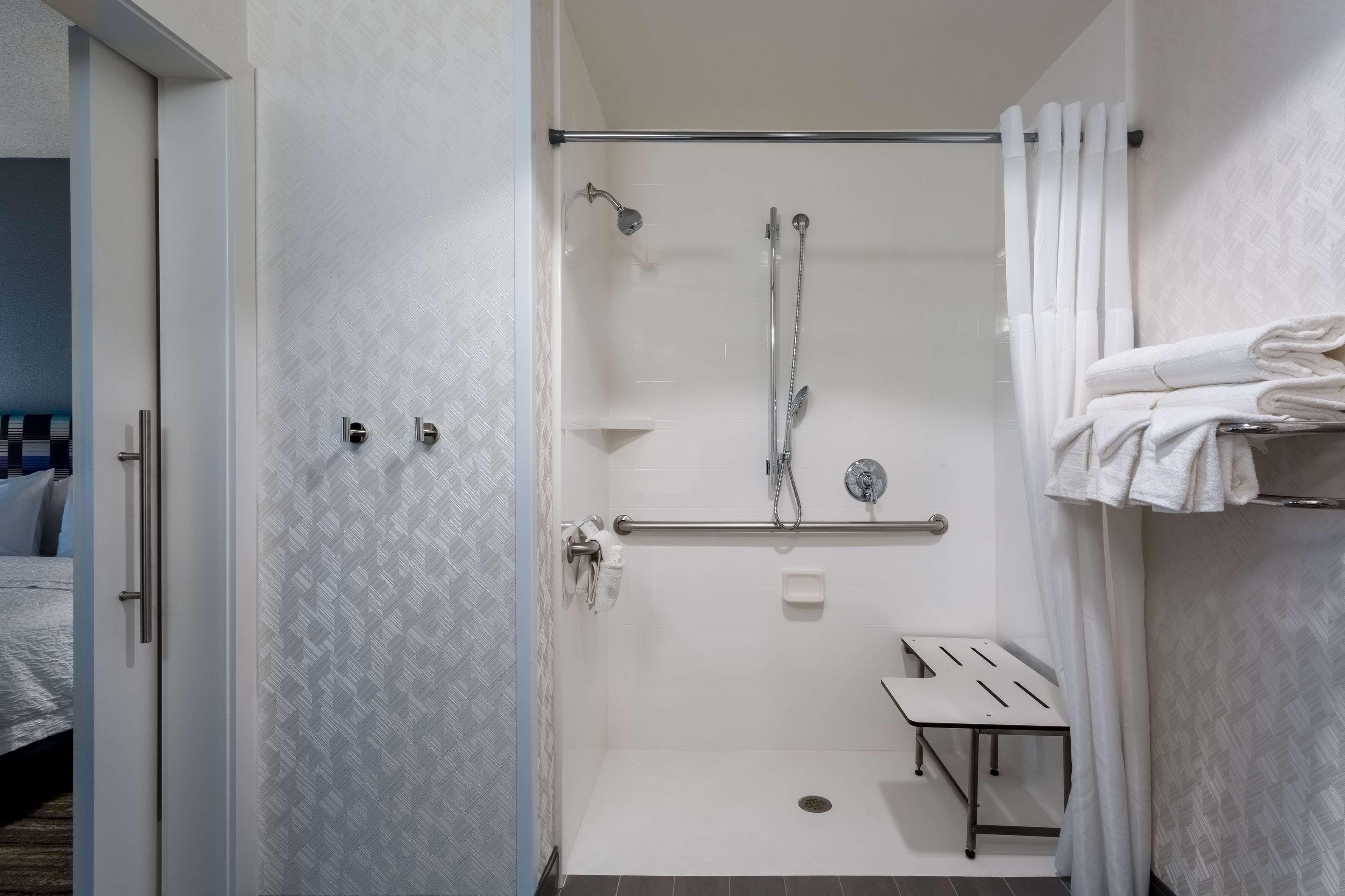 Hampton Inn & Suites Herndon-Reston Екстер'єр фото