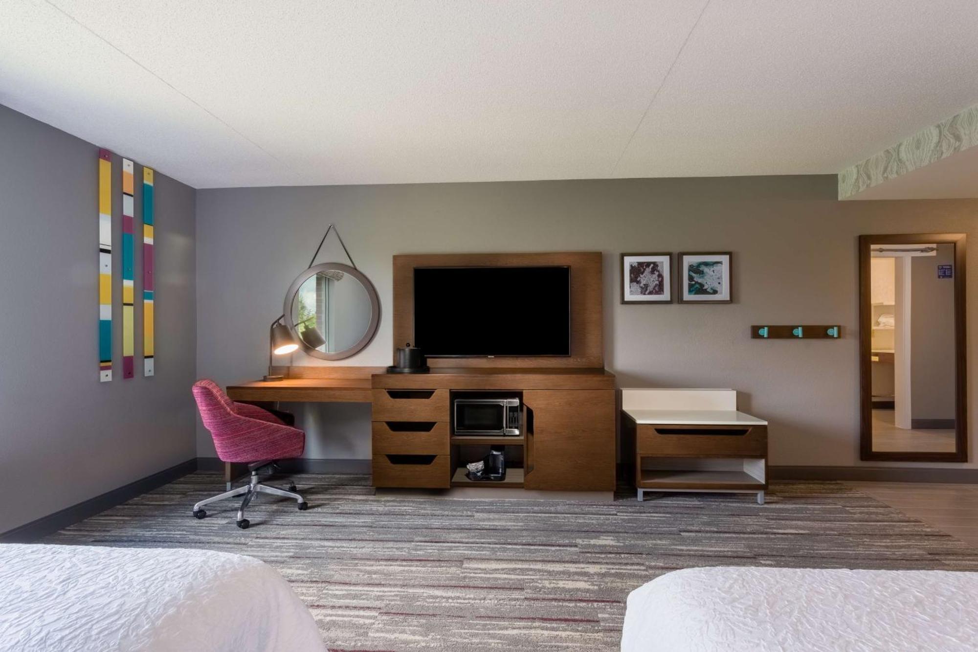 Hampton Inn & Suites Herndon-Reston Екстер'єр фото