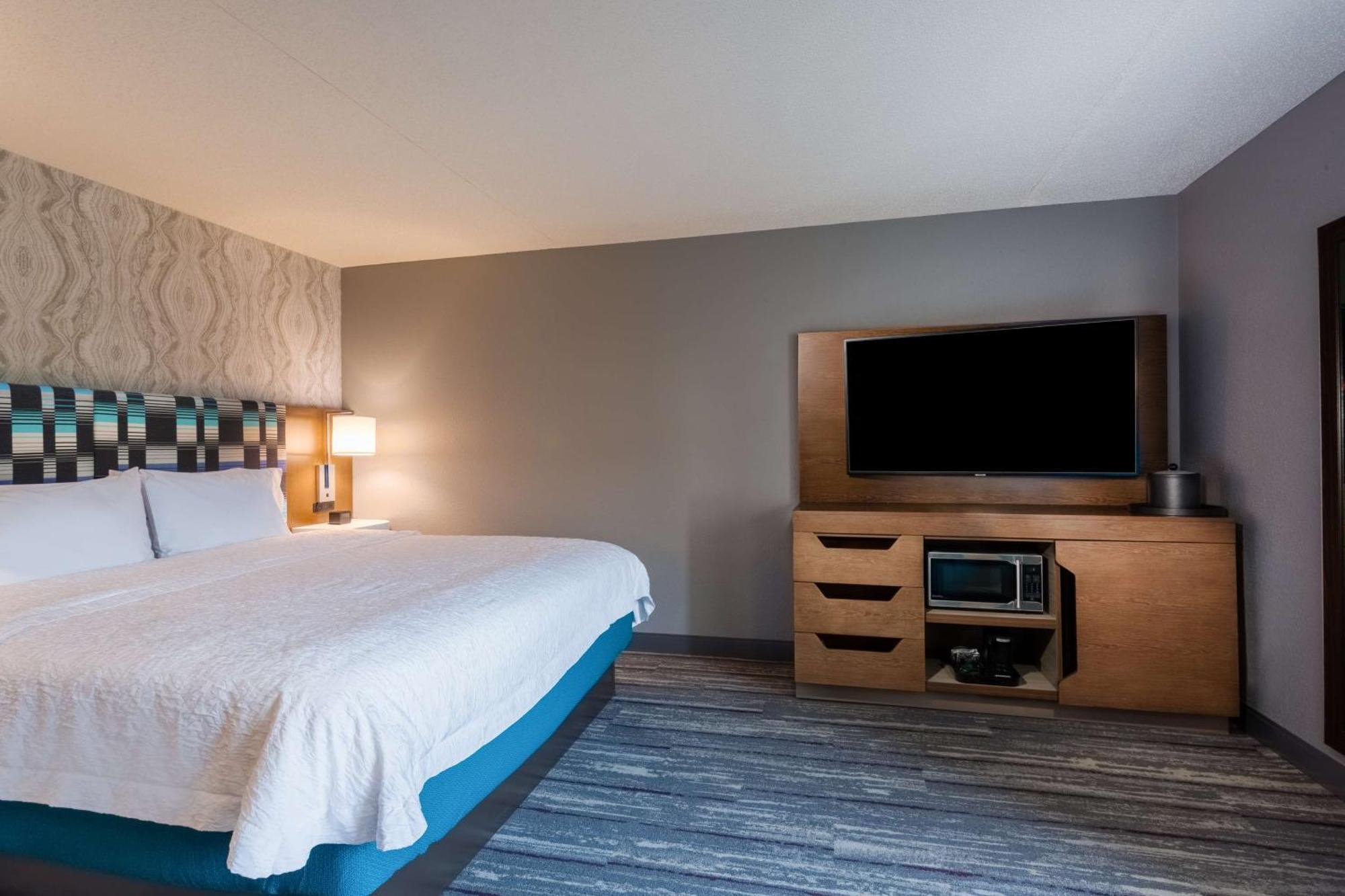 Hampton Inn & Suites Herndon-Reston Екстер'єр фото