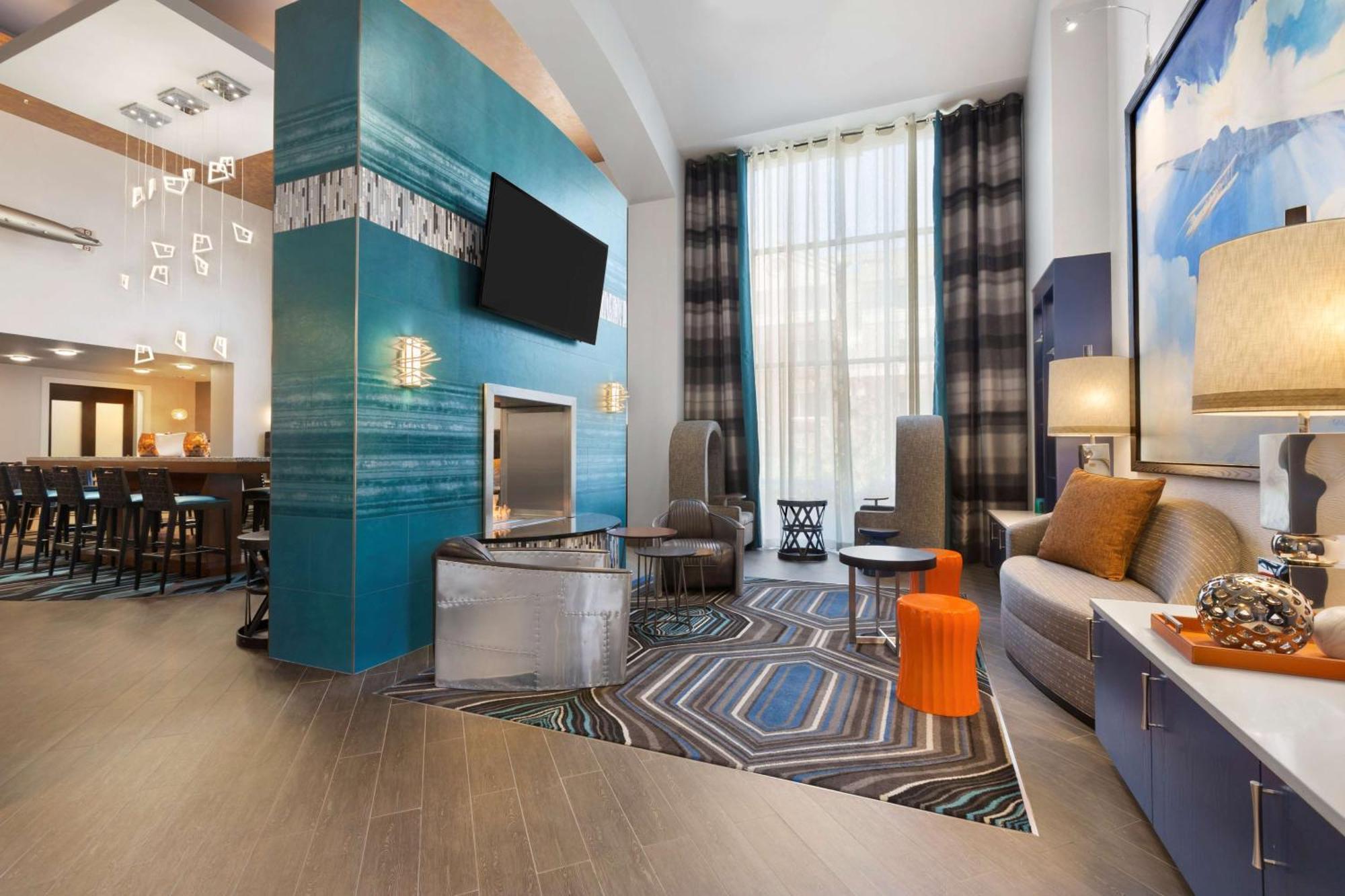 Hampton Inn & Suites Herndon-Reston Екстер'єр фото